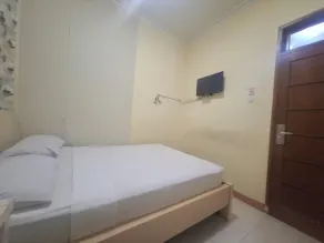 Tamastu Hotel Fortuna Jatiwaringin - Værelse