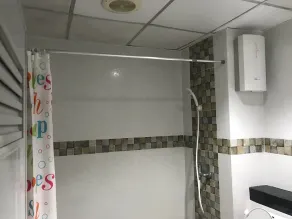 Sirimongkol Hotel - Bathroom