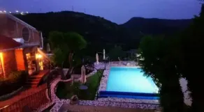 Los Alcatraces - Pool
