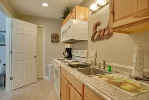 Wooded Gilbertsville Hideaway on Kentucky Lake! - Innvendig