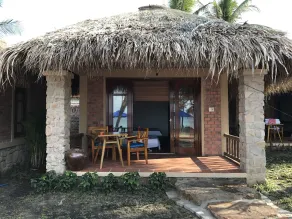 Phu Quoc Kim 2 Beach Front Resort - Vista do quarto