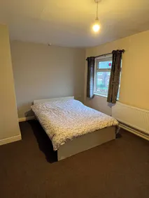 Cozy 2 Bedroom Home in Hucknall, Perfect for a Relaxing Getaway - Room