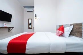 Art Guesthouse Syariah Near Malioboro RedPartner - Room