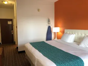 Sleep Inn Louisville Airport - Room