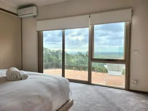 Cape Schanck Golf and Ocean Views Holiday Villa - Room