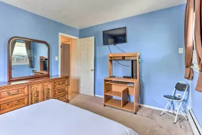 Family-friendly Allentown Abode w/ Backyard! - Rom
