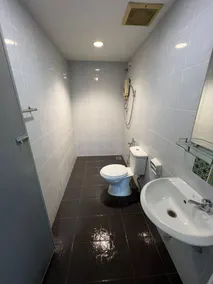 M STRAITS HOTEL - Baño