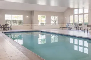 Residence Inn Providence Coventry - Piscina