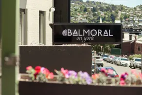 Balmoral On York - Reception