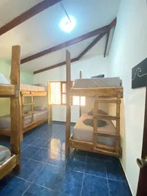Tropical Camas Surf House - Room
