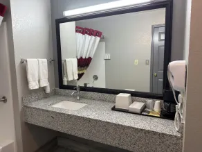 Americas Best Value Inn Cabot - Salle de bain