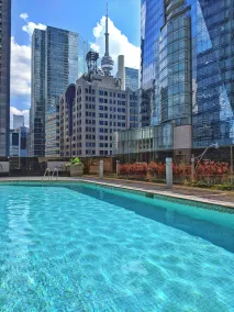 Hilton Toronto - Pool
