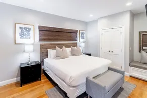 The Newport Lofts - 595 Thames Street - Værelse