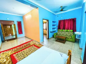 ROYAL CASTLE RESIDENCY Near Paradise Beach - Chambre