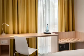 Super 8 by Wyndham Augsburg - Room