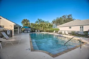 Private Outdoor Pool in Naples Vacation Rental! - Interiør