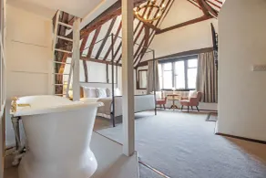 Kings Arms Hotel - Room