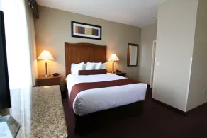 Best Western PLUS Hannaford Inn & Suites - Chambre