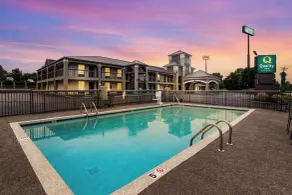 Quality Inn White House - Pool