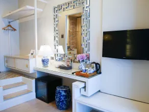 O'nya Phuket Hotel - Room