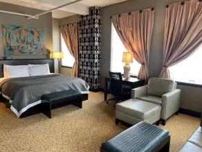 The Giacomo Niagara Falls NY, an Ascend Collection Hotel - Room