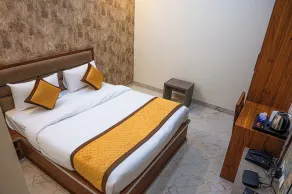Hotel Royal Elite - Room