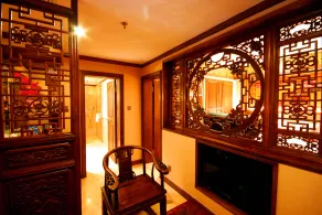 Lijiang Golden Path Hospitality Hotel - Room