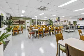 Victoria Village - Restaurant