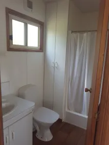 Euroa Caravan Park - Baño
