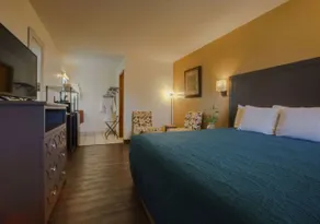 Shady Acre Inn and Suites - Rum