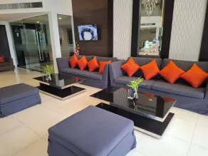 Crystal Suites Suvarnbhumi Airport - Receção