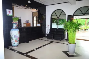 Jayasinghe Holiday Resort - Lobby