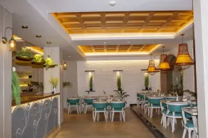 Arushi Boutique Hotel - Restaurant