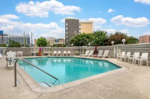 Hampton Inn & Suites Atlanta Airport North I-85 - Pool