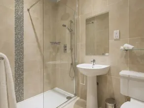 Park Inn by Radisson Shannon Airport - Bathroom