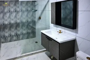 CROWN HOTEL TOBAGO - Bathroom
