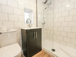 Miller's Cottage - Bathroom