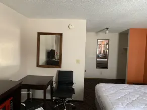 Ashland Motel - Room