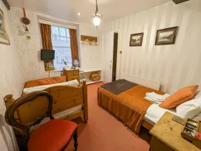 Crown and Trumpet Inn - Chambre