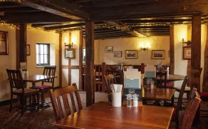 Bull Hotel by Greene King Inns - Restaurante