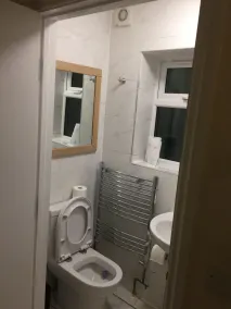Bourne Court - Bad