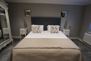 Seckford Hall Hotel & Spa - Habitación