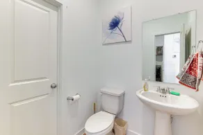 8 Mi to Celebration Station: Family Getaway! - Intérieur