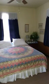 Bullfrog Marina RV Park and Cabins - Room