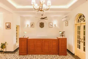 HOTEL WHITE RABBIT - Reception