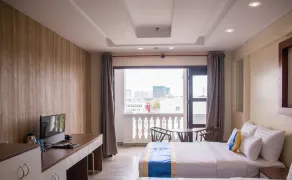 C'Lavie Hotel - Saigon Airport Hotel - View from room