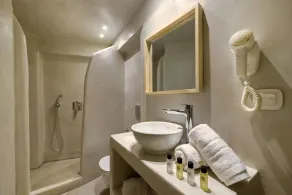 Iriana Suites - Bagno