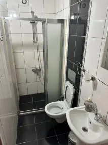 İsthouse - Bad