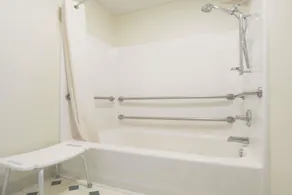 Super 8 by Wyndham Richmond - Bad