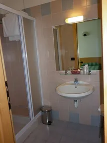 Hotel Aurora - Baño